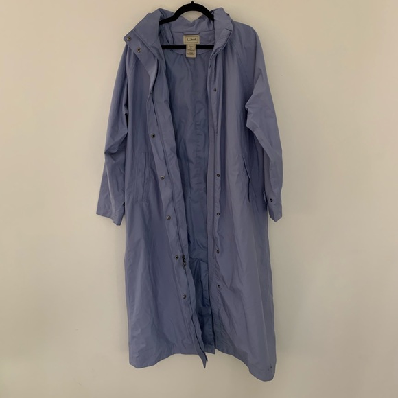 L. L. Bean Long Rain Jacket - Picture 4 of 5